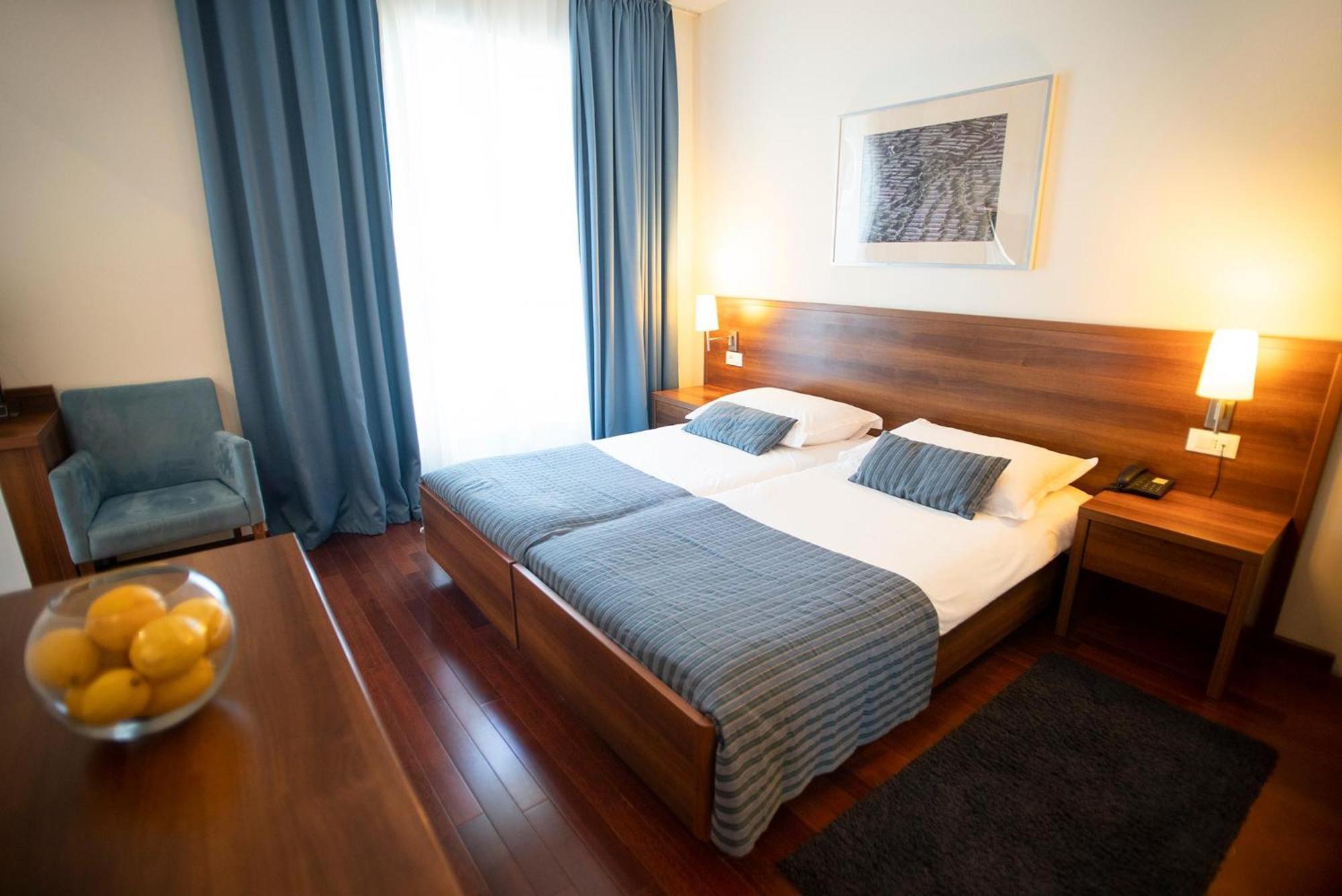 Aminess Vival Velaris Resort Супетар Екстериор снимка